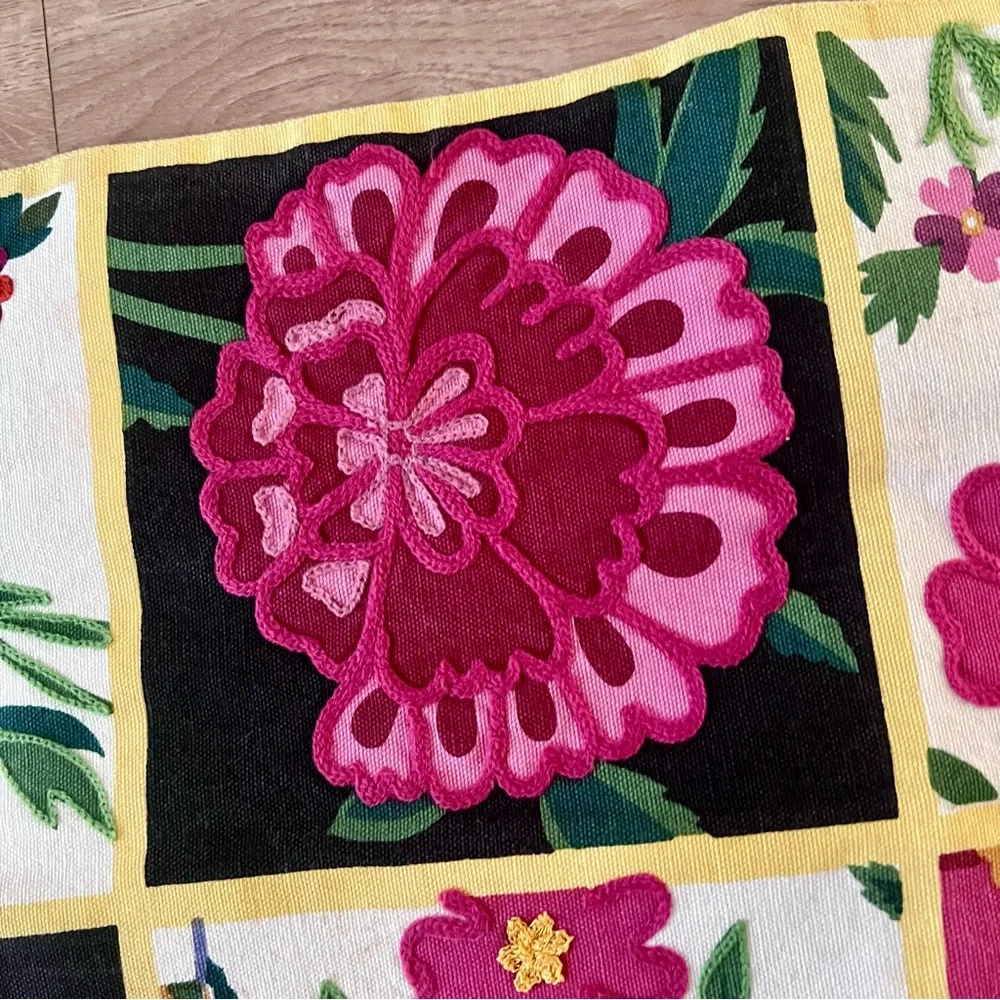 Pier 1 Table Runner Flowers Embroidered Chain Stitch Geraniums Rainbow 14” X 72”